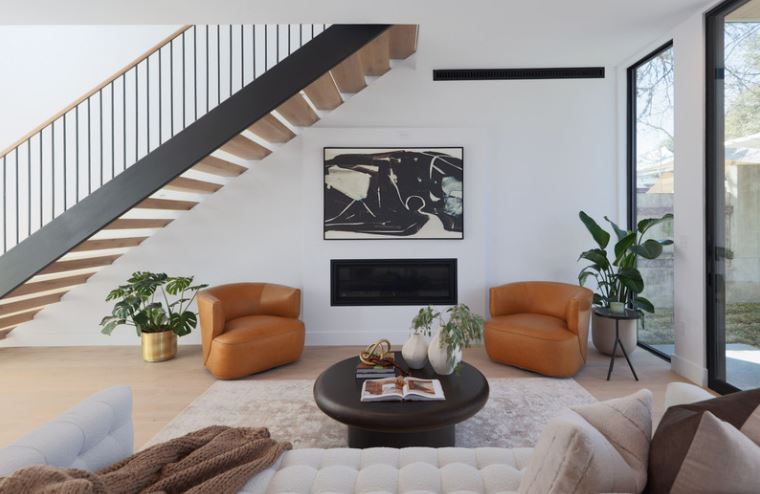 luxury custom home building contractor Austin